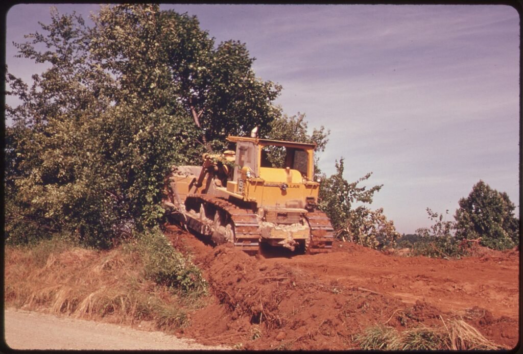 Bulldozer utilizado en operaciones de minería a cielo abierto