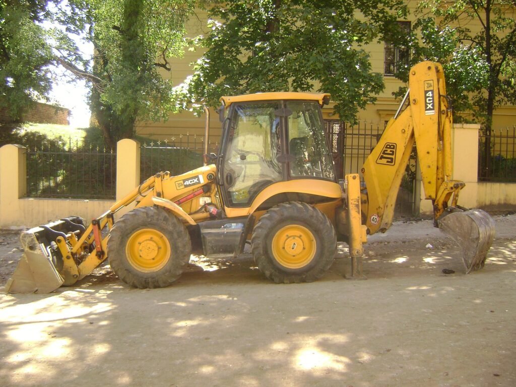 Retroexcavadora JCB en obra