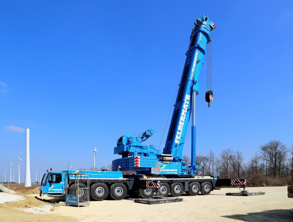 Grúa todo terreno Liebherr LTM en operación